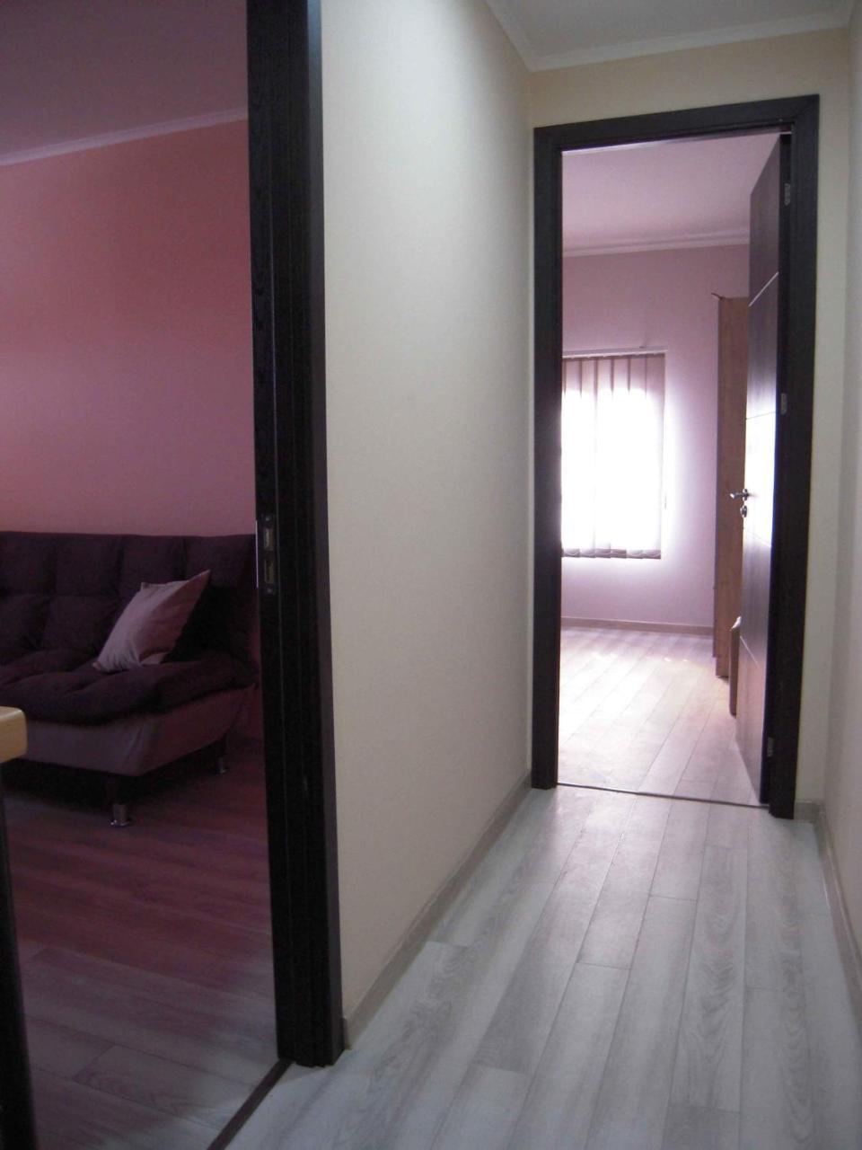 Full House Apartamento Tbilisi Exterior foto
