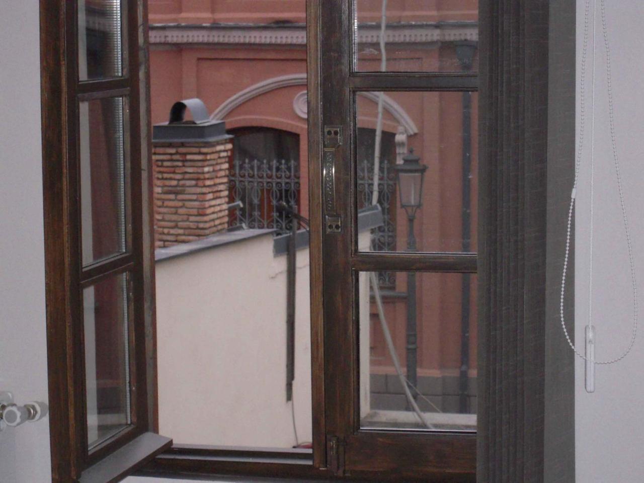 Full House Apartamento Tbilisi Exterior foto